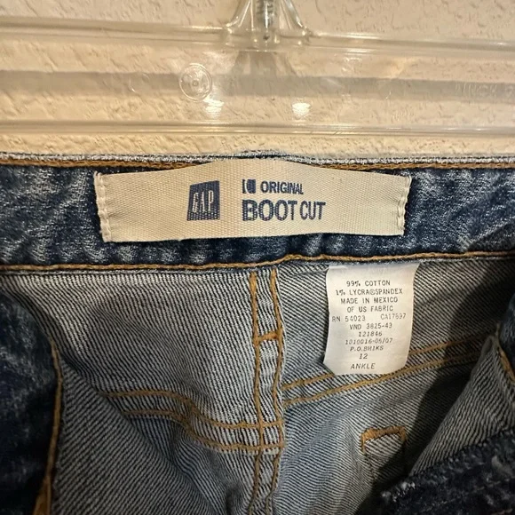 Women’s GAP Original Boot Cut Jeans—Size 12 - Picture 5 of 12